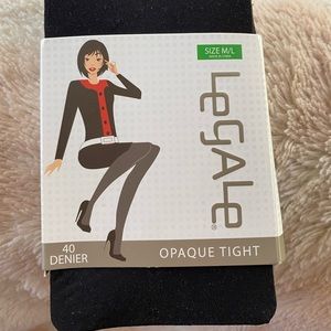 Size M/L Black Opaque Tight